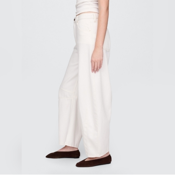 NWT Gap High Rise UltraSoft Horseshoe Jeans new off white - Picture 4 of 7